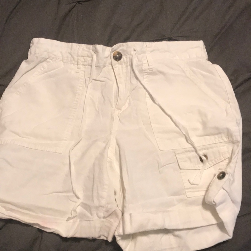 🌷White shorts🌷